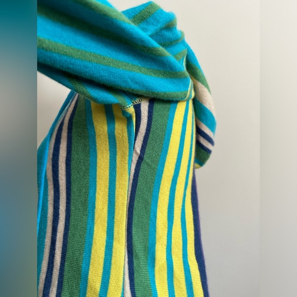 Striped Cashmere Sweater/Hoodie - Picture 5 of 9